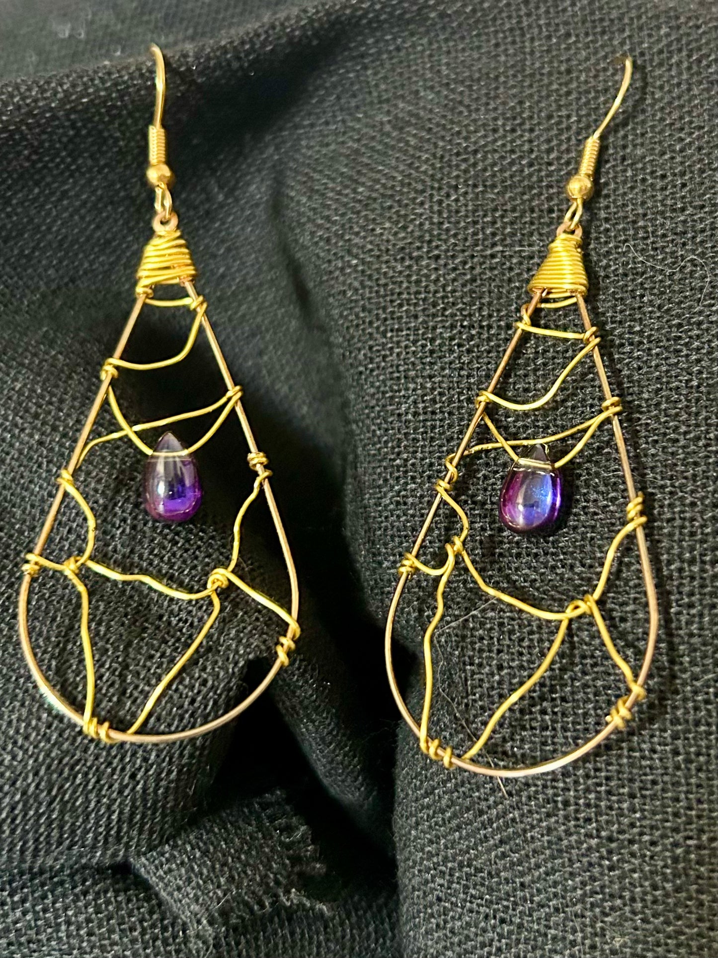 Teardrop earrings